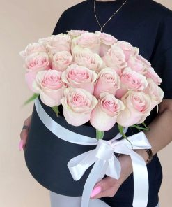 Enchanting Pink Rose Elegance