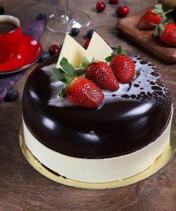 Strawberry Chocolate Cake