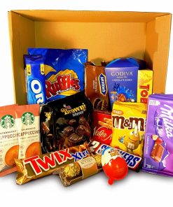 Snacks Lover Box